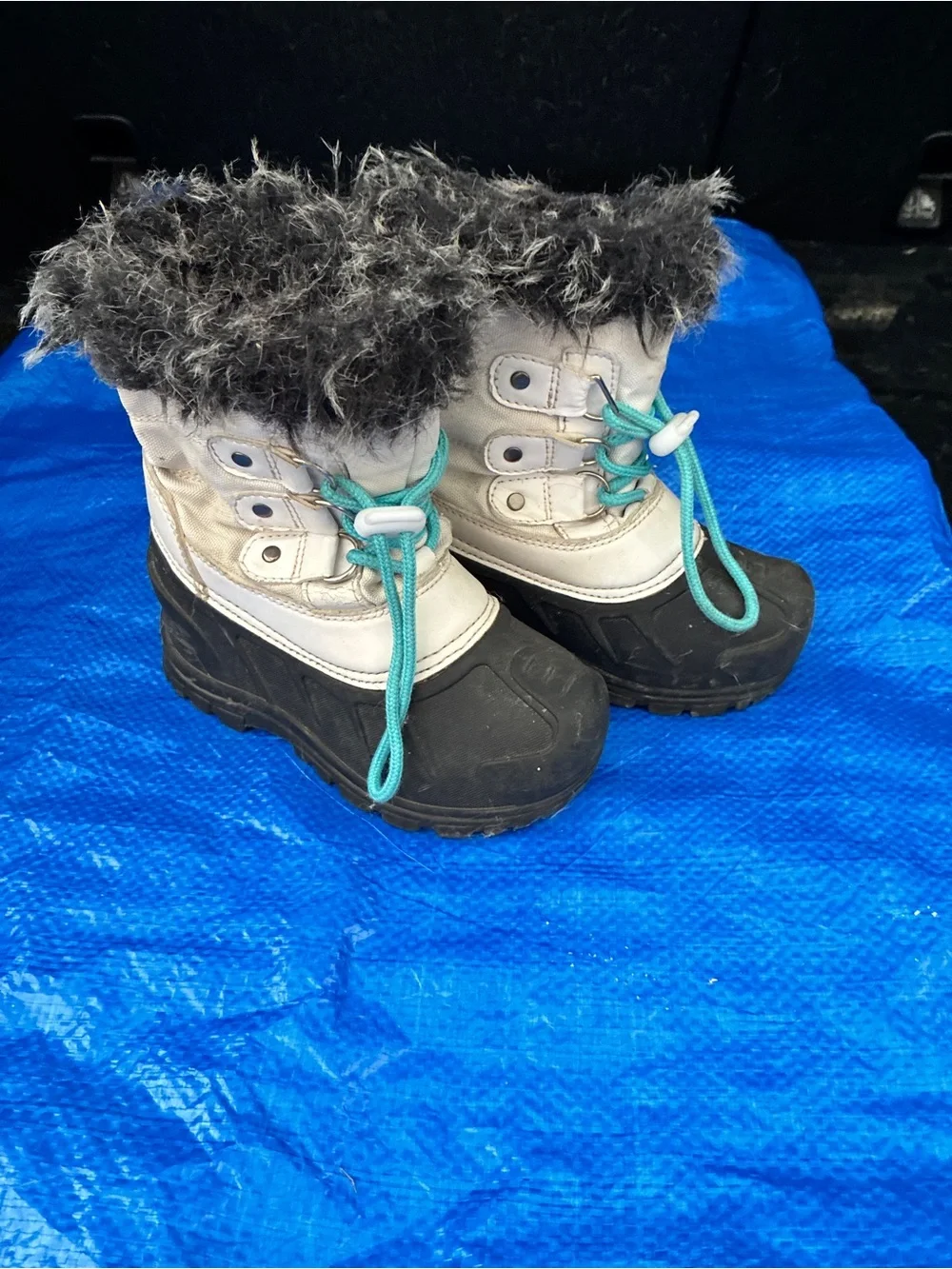 Kids Winter Snow Boots with Faux Fur - White and Black